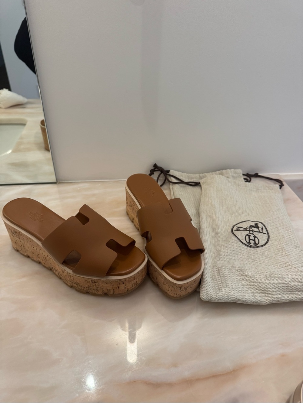Hermes Eze Wedge Shoes. - Picture 5 of 9